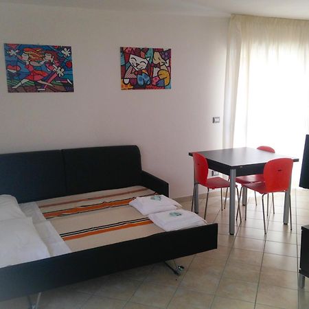 Tropicana Residence Llido Degli Estensi Habitación foto