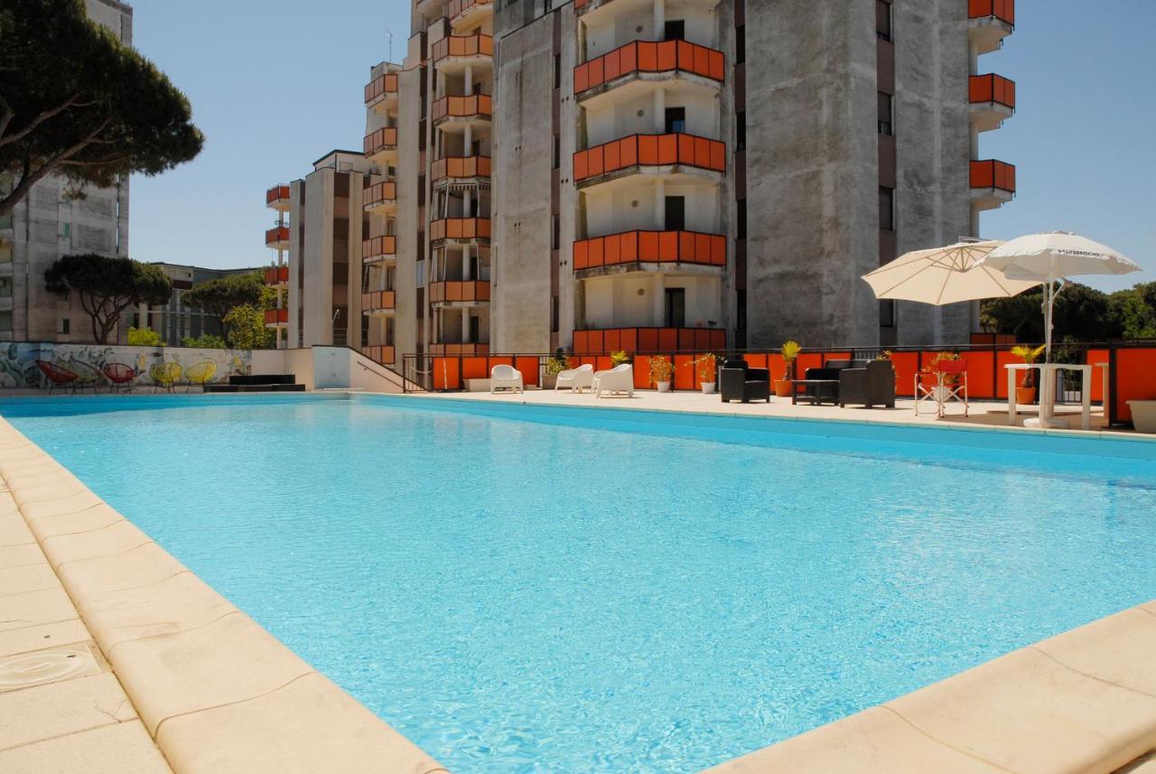 Tropicana Residence Llido Degli Estensi Exterior foto